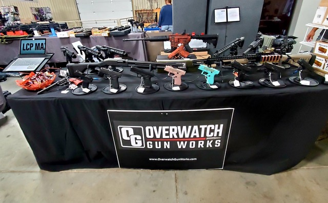 gun shop gun show display